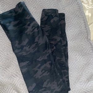 Spanx Ankle Length Leggings